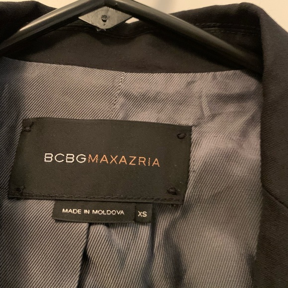 BCBG Black Blazer with roll up sleeves - Picture 2 of 3